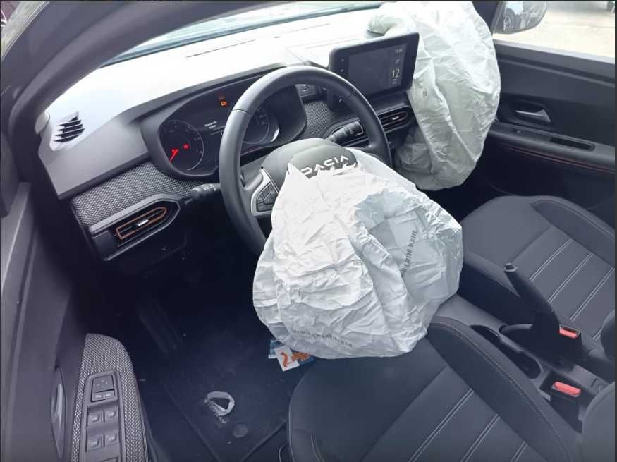 DACIA Sandero III Expressi Salvado