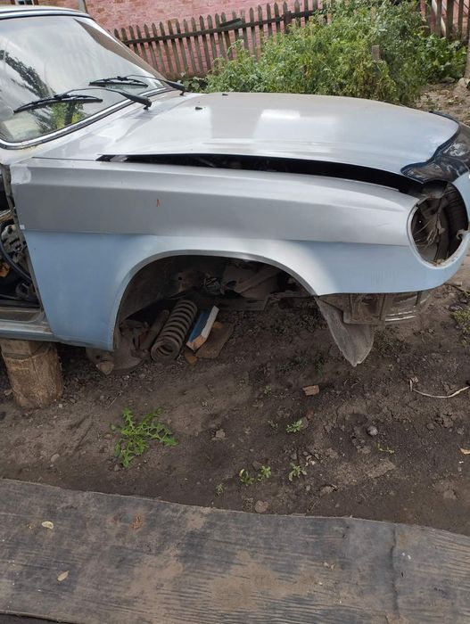 Капот, багажник Волга 31105