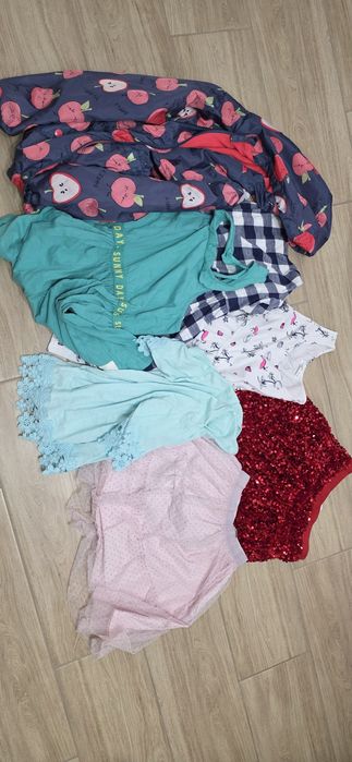 Zestaw ubrań dla dziewczynki 134