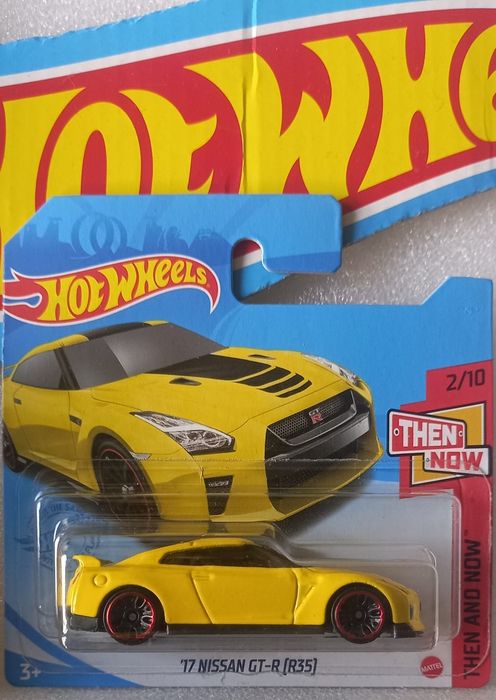 17 nissan GT-R R35 hot wheels
