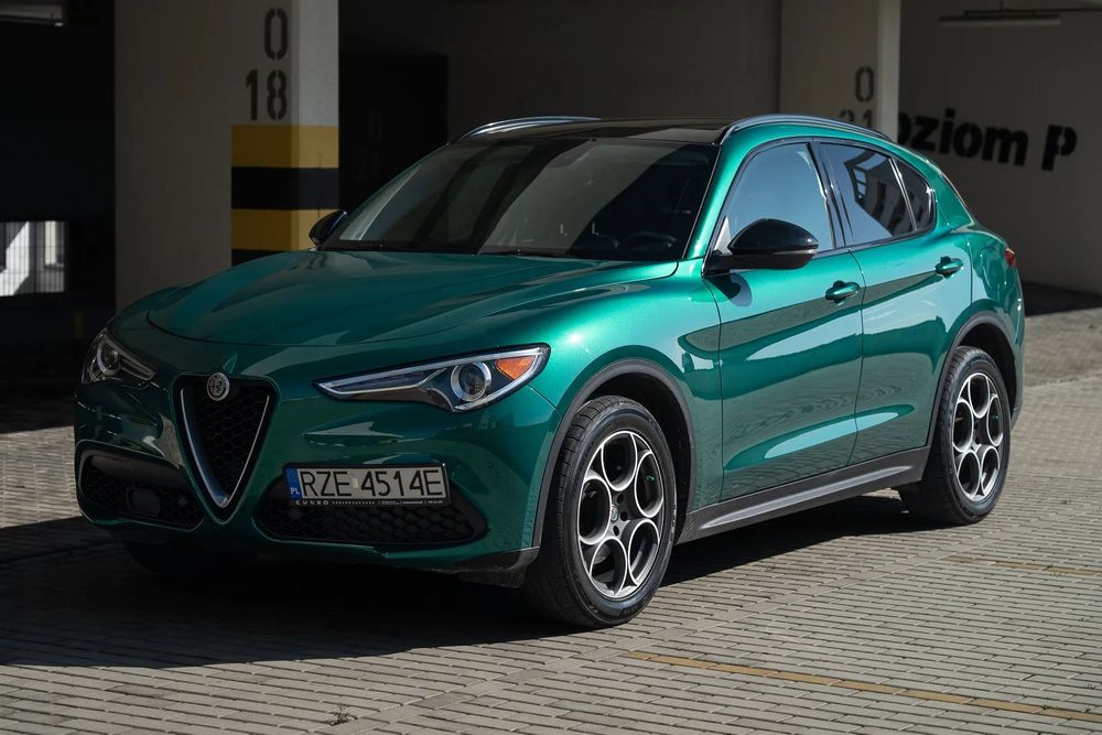 Alfa Romeo Stelvio 280KM / 4x4 / Panoramiczny dach / Harman Kardon / Hak