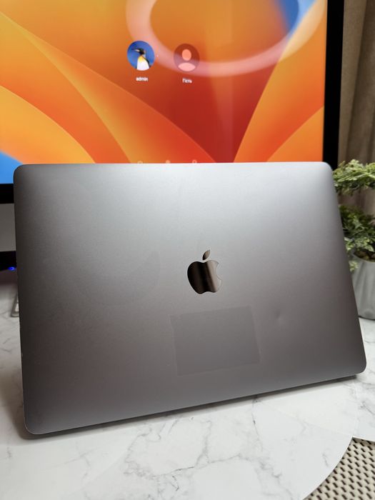 MacBook Air 13 M1 8/256GB