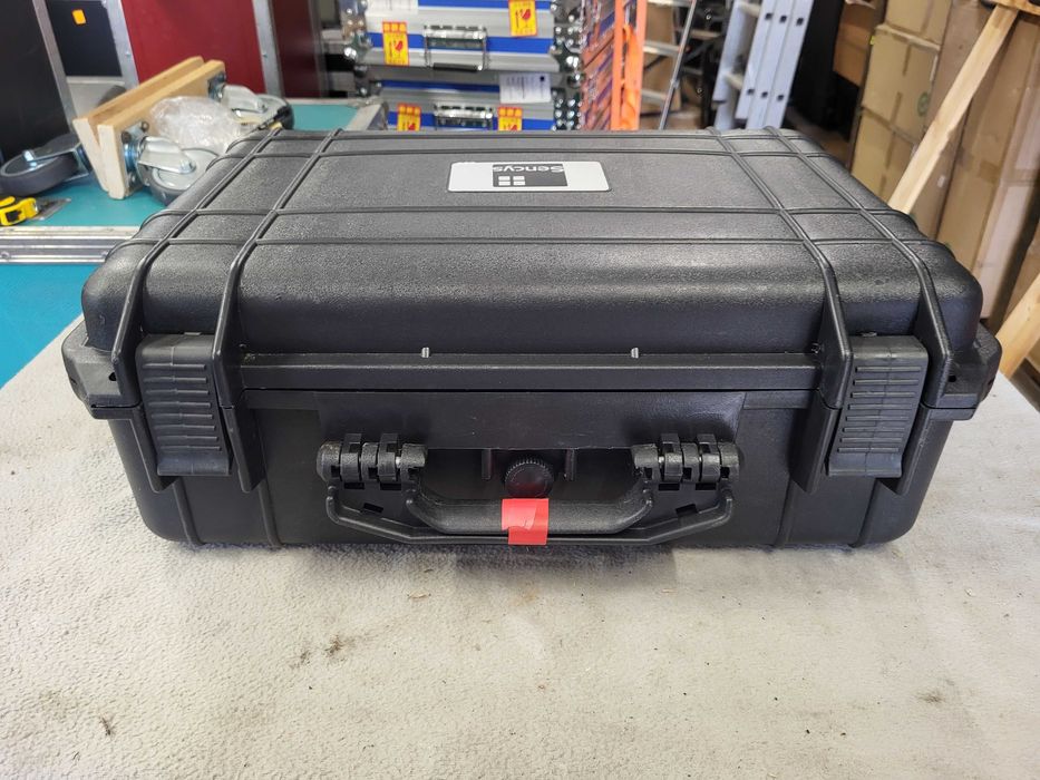 Walizka (43x29x16) case polipropylen, FAKTURA (dostępne 2 sztuki)