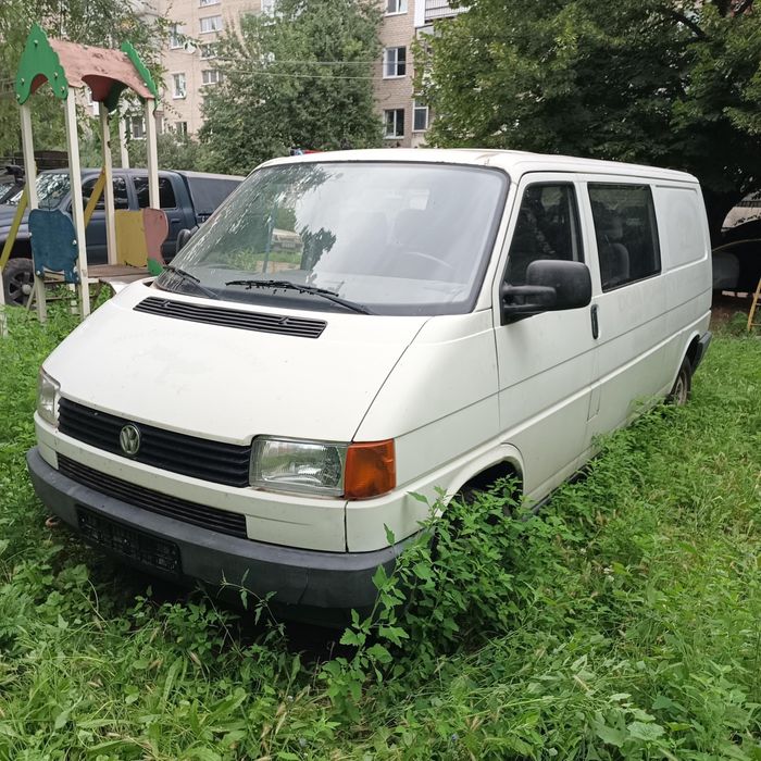 Volkswagen Transporter T4, 2.4 дизель, 1995р. Пасажир 9+1.