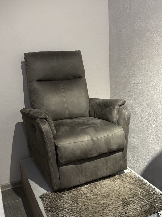 Продам кресло в хорошем состоянии