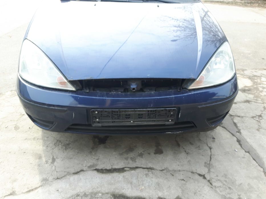 Ford Fokus 1,6 B 04 r Lampy przednie , tył ,szyby ,lusterka i inne