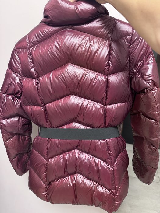 Продам пуховик куртку Massimo dutti ,xs бургунді