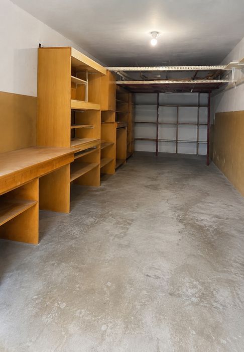 Garaż na wynajem Rzeszów ul. Osmeckiego Baranówka Do wynajęcia Prąd 18 m² - Widok 2