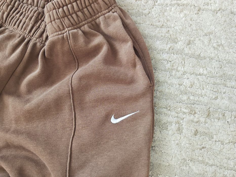 Штани спортивні Nike на байці (р.-М/дивіться заміри)