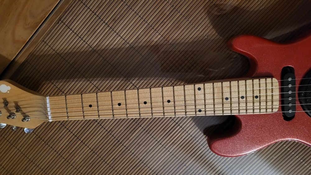 Guitarra para criança