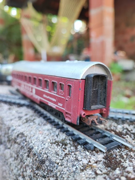 Carroagem de ferromodelismo da marca lima