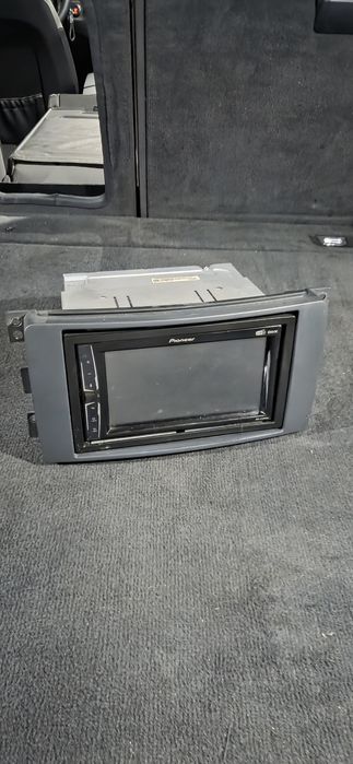 PIONEER DMH-A3300DAB DMH-A3300DAB Central multimédia
6.2polegadas, 2 D