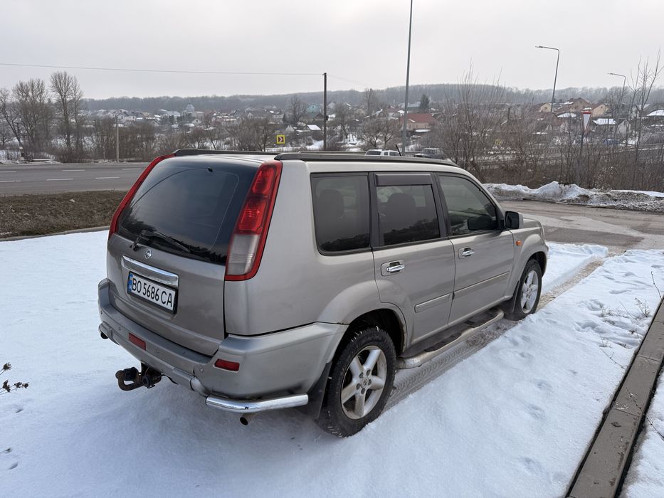 Nissan X-Trail 2003 2.0 газ бензин автомат