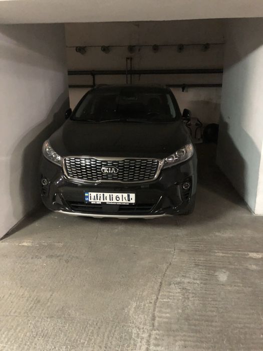 Продам паркомісце! Бажана 1м , м. Позняки