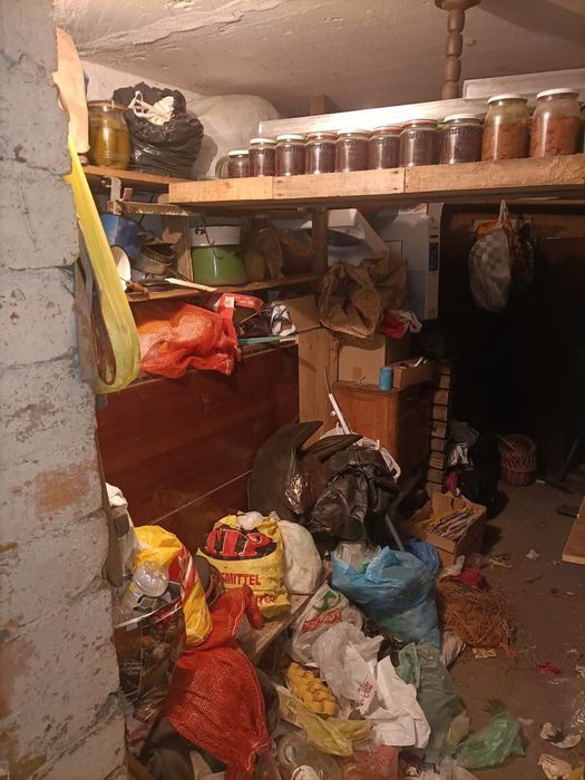 Wywóz Mebli Gabarytów Śmieci Opróżnianie Mieszkań Domów Przeprowadzki