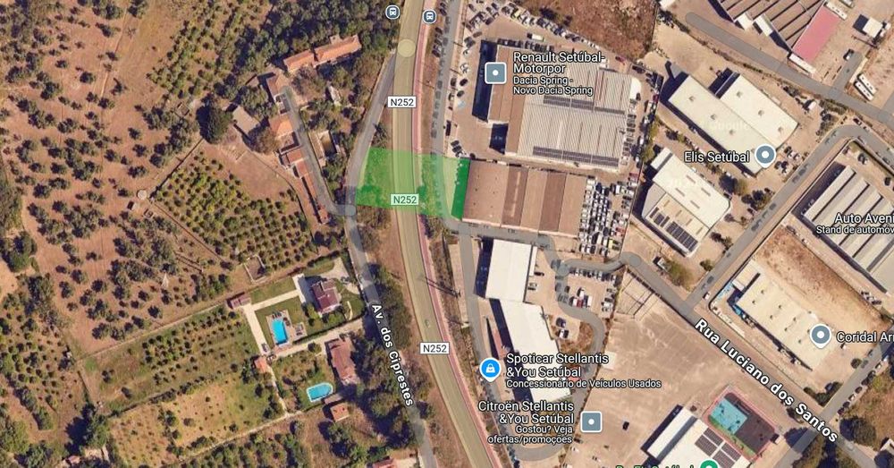 Arrendamento Armazém Sétubal -1800m2 - Estrada dos Ciprestes