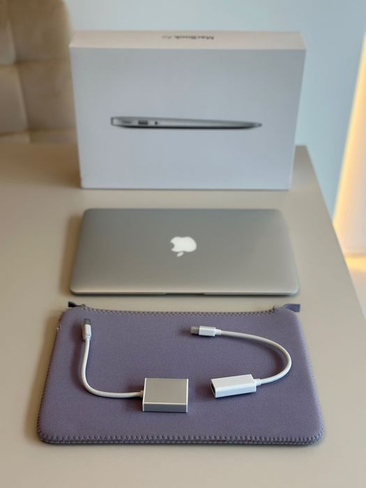 MacBook Air 11 cali MacOs laptop z pudełkiem i gratisami