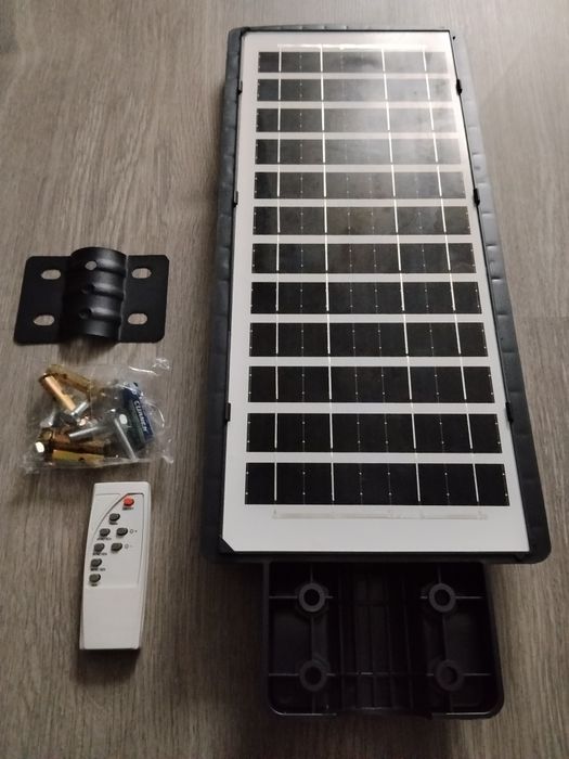 Lampa solarna uliczna