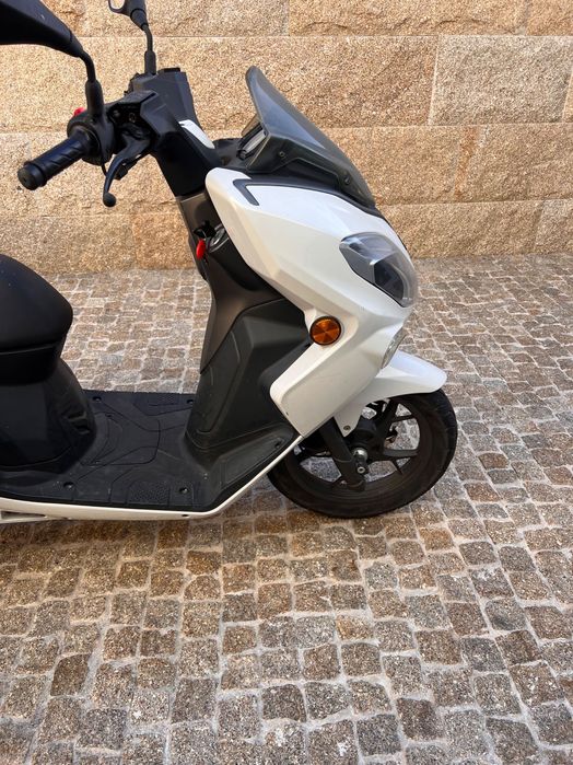 Scooter 125cc em bom estado