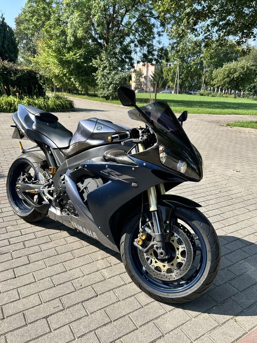 Yamaha R1 RN12 2005 – 19 tys. km, dodatki Rizoma + Power Commander 5
