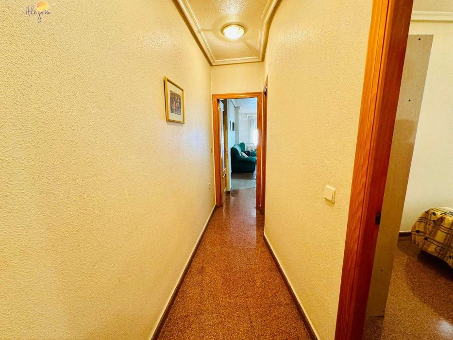 Срочно 3к квартира в Испании (Торревьеха) у моря по супер цене 99000 €