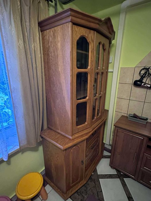 Komoda z witryną – lite drewno, bardzo dobry stan