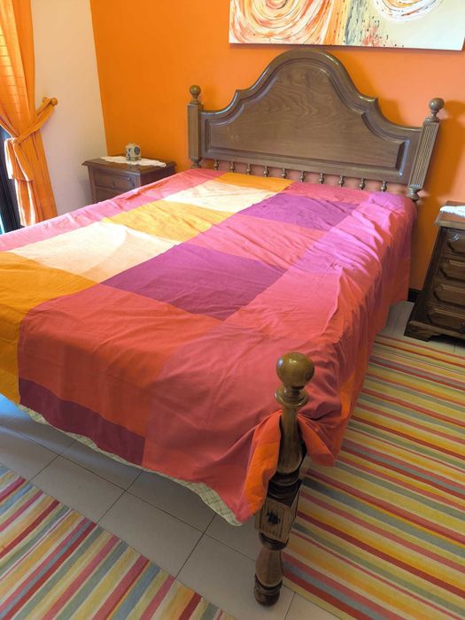 Quarto de casal em madeira