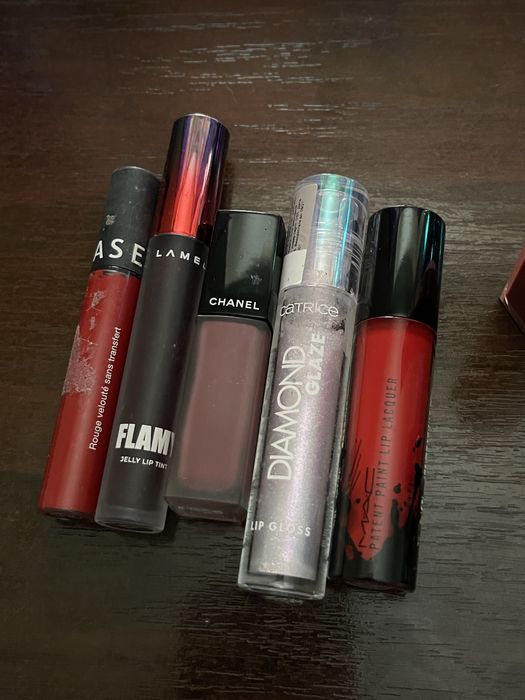 Великий лот косметики