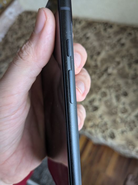 Google pixel 6a 6/128 charcoal