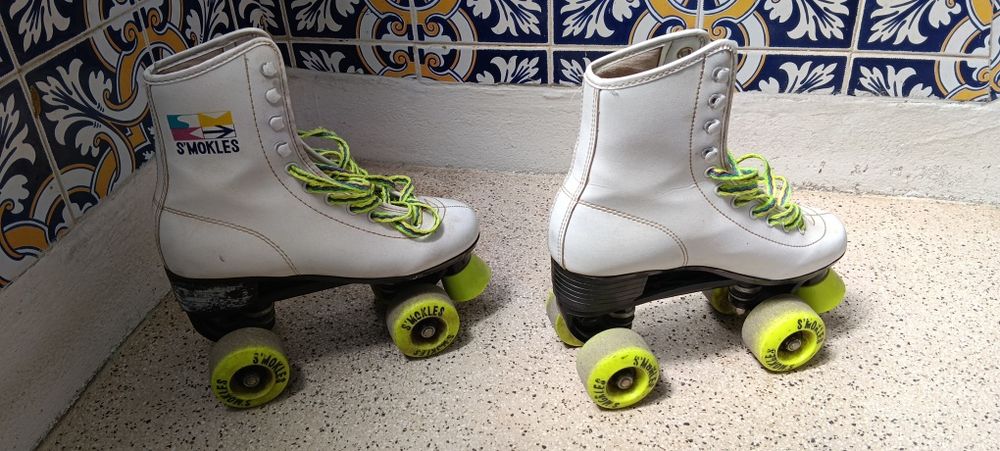 patins artísticos S'MOKLES brancos