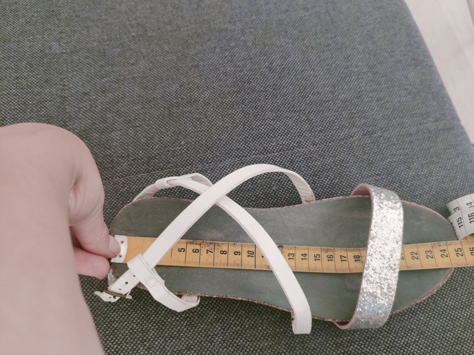 Buty rozmiar 39.
