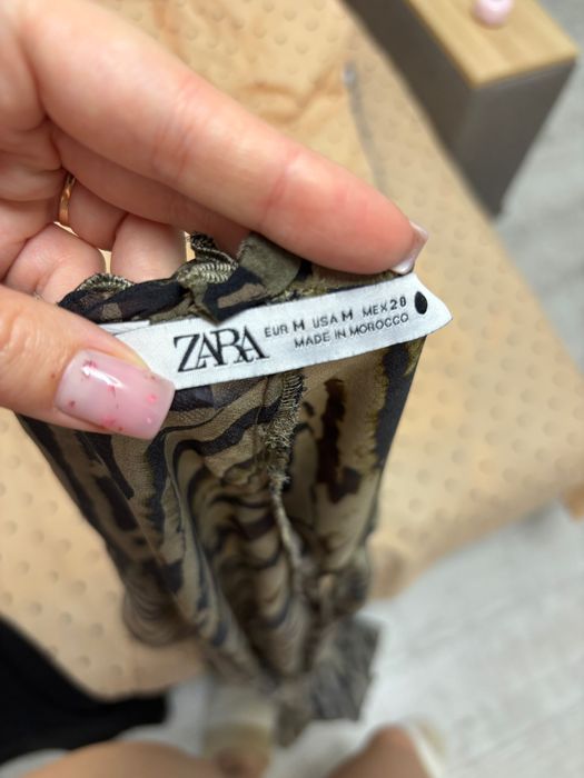Сукня Zara з принтом