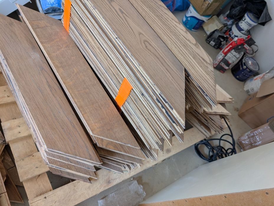 Podłoga drewniana jodełka Francuska dębowa warstwowa olejowana