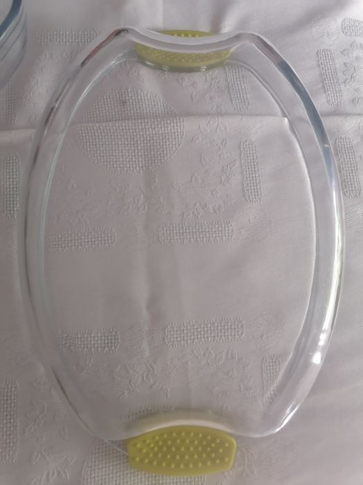 Tabuleiros novos em pirex