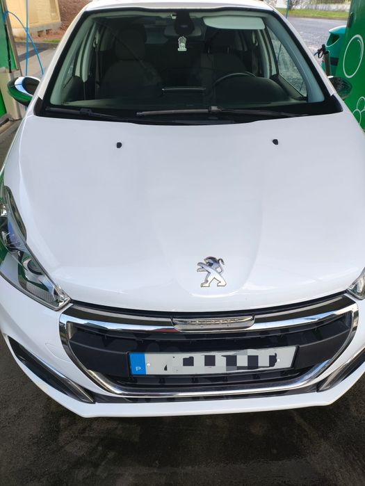 Peugeot 208 1.6 hdi