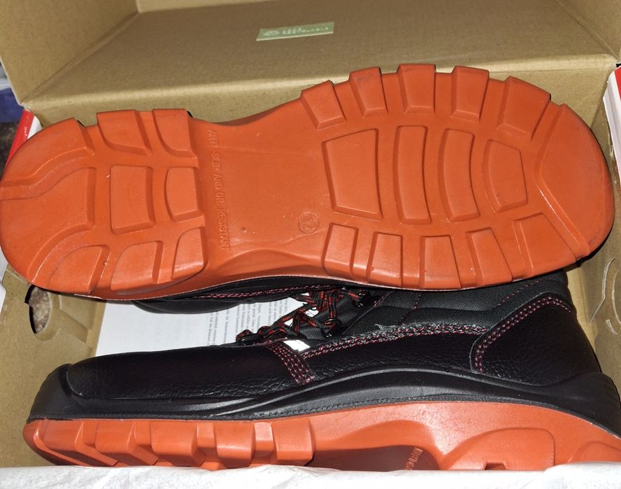 Nowe buty Robocze  Max-Popular RED S1 SRC r42