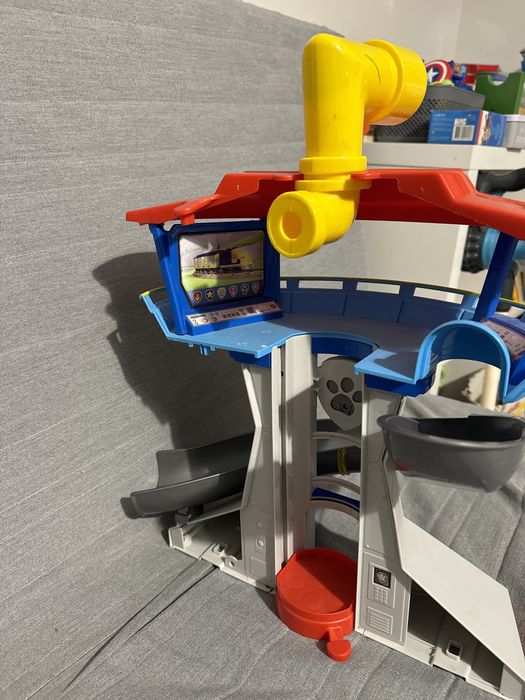 Baza psi patrol paw patrol