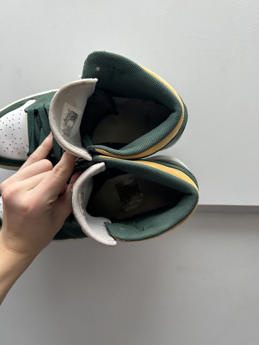 Кросівки Nike air Jordan 1 - розмір 42