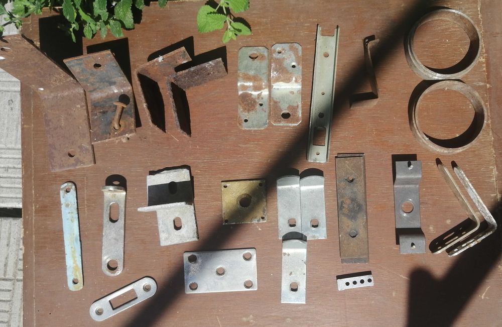 Мебельная фурнитура б/у