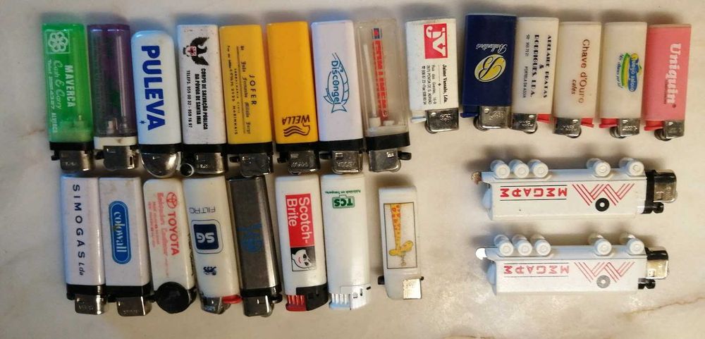 VARIOS ISQUEIROS PUBLICITÁRIOS