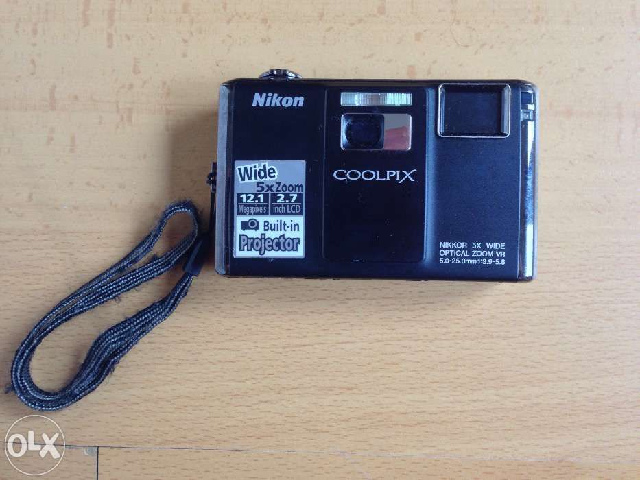 Máquina fotográfica digital Nikon S100pj