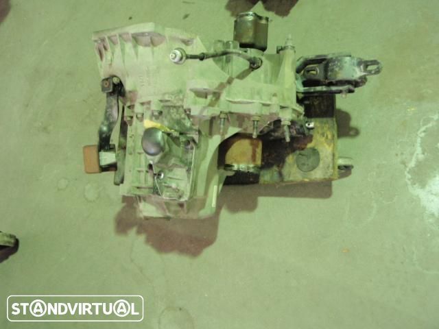 Caixa de velocidades - Ford Escort 1.8 TD ( 148 mil km reiais )