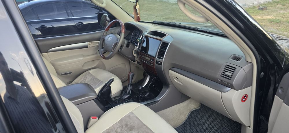 Toyota Land Cruiser Prado 120