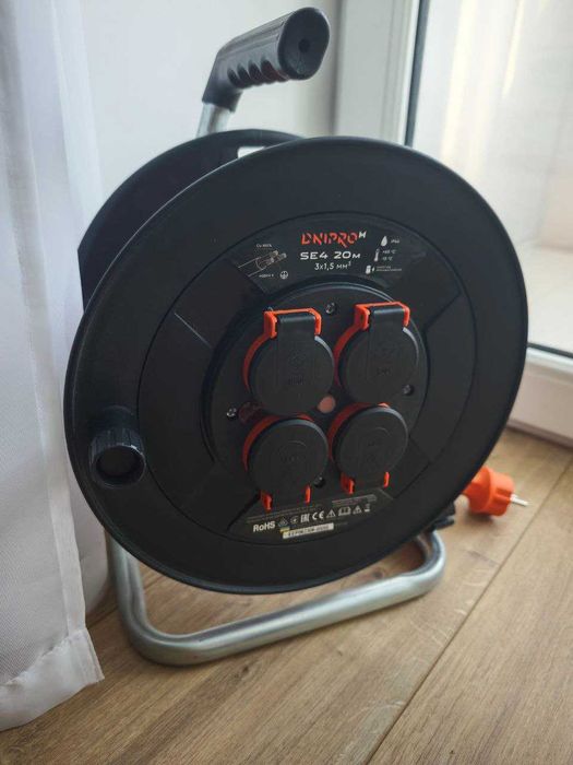 Удлинитель на катушке Dnipro-M SE4 (20м/3х1.5 мм²) — 100% Медь
