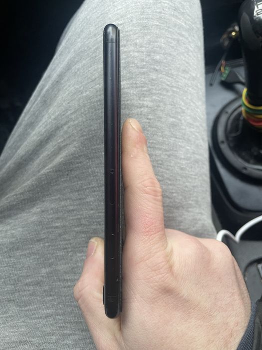 Продам iPhone SE 2020 256gb