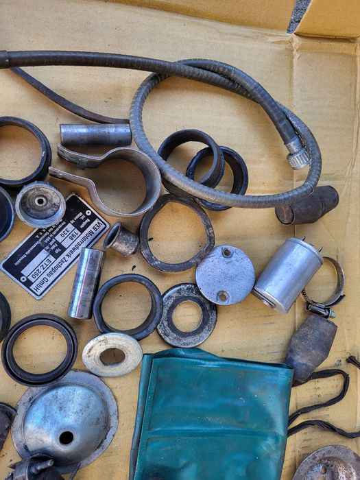 Pakiet części motocyklowych WSK 125 175 oś klakson pokrowiec Simson WF