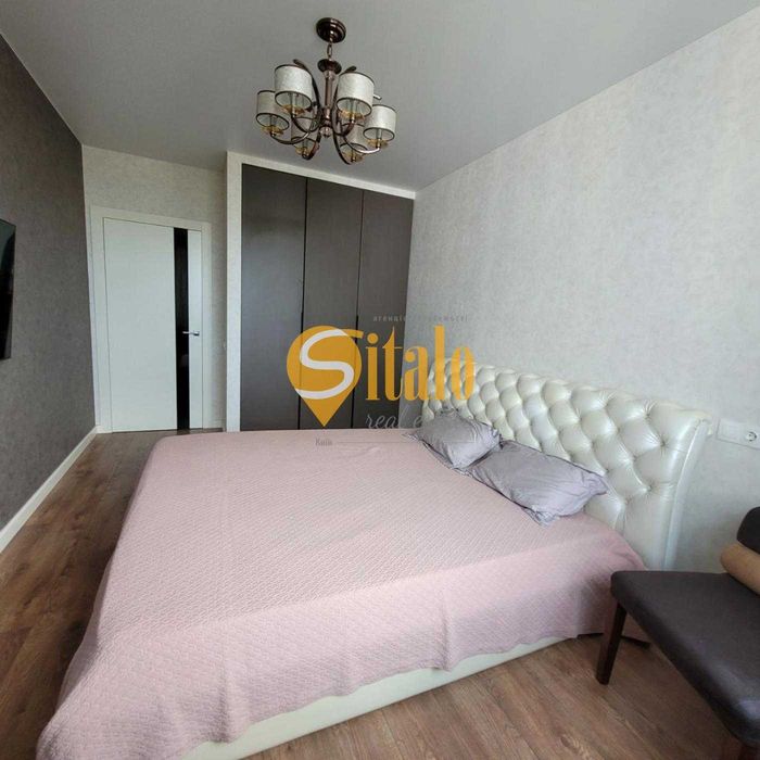 Видова 3 кімнатна квартира (метро Славутич)