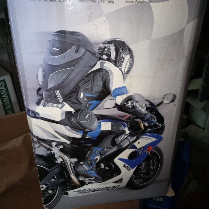 Кофри Італія бокові фірмові задні мякі ..підходять як на  afriku i R1