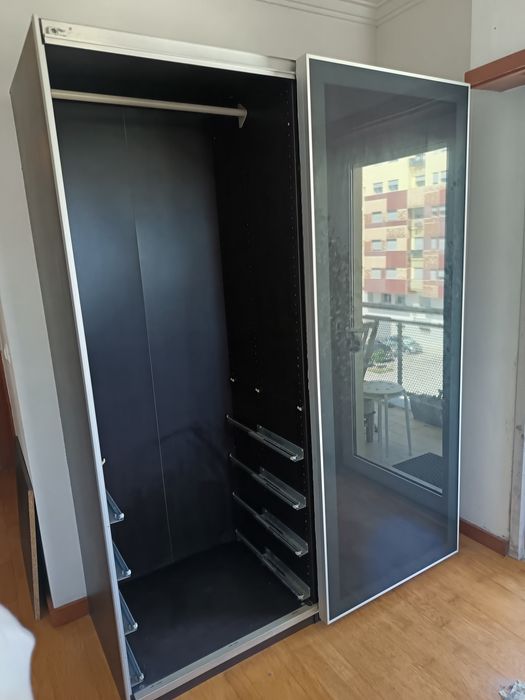 Roupeiro Pax IKEA