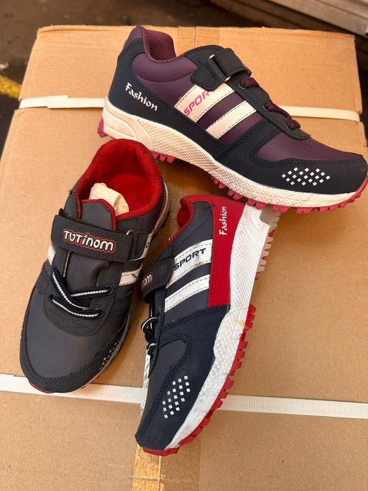 Дитячі кросівки з еко шкіри